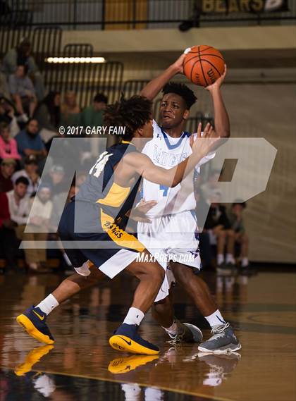 Thumbnail 2 in Cleveland vs Walker Valley (District 5 3A) photogallery.