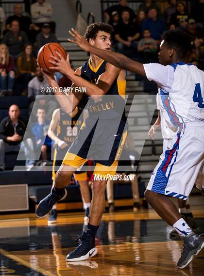 Thumbnail 1 in Cleveland vs Walker Valley (District 5 3A) photogallery.