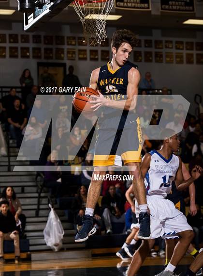 Thumbnail 1 in Cleveland vs Walker Valley (District 5 3A) photogallery.