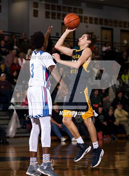 Thumbnail 1 in Cleveland vs Walker Valley (District 5 3A) photogallery.