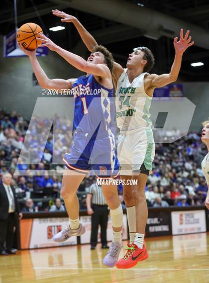 Thumbnail 3 in Richfield vs. South Summit (UHSAA 3A Semifinal) photogallery.