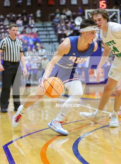 Thumbnail 3 in Richfield vs. South Summit (UHSAA 3A Semifinal) photogallery.