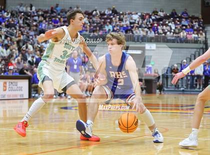 Thumbnail 3 in Richfield vs. South Summit (UHSAA 3A Semifinal) photogallery.