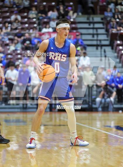 Thumbnail 1 in Richfield vs. South Summit (UHSAA 3A Semifinal) photogallery.