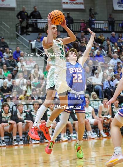 Thumbnail 1 in Richfield vs. South Summit (UHSAA 3A Semifinal) photogallery.