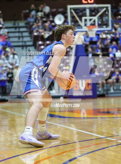 Thumbnail 3 in Richfield vs. South Summit (UHSAA 3A Semifinal) photogallery.