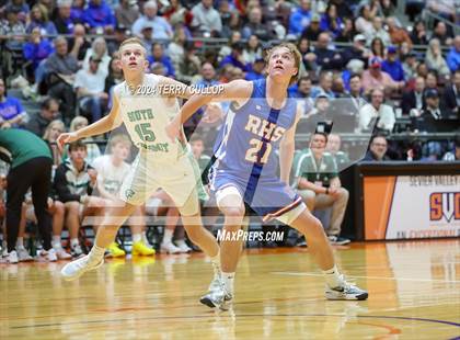 Thumbnail 1 in Richfield vs. South Summit (UHSAA 3A Semifinal) photogallery.