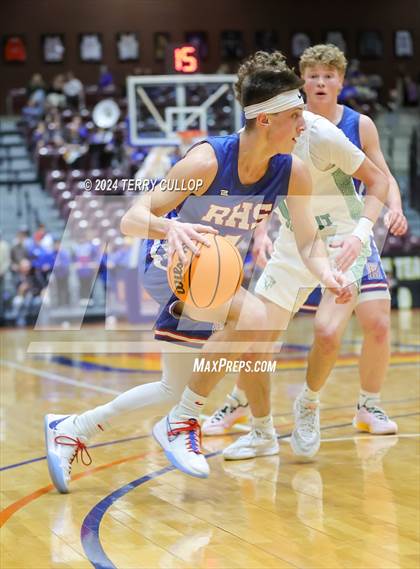 Thumbnail 1 in Richfield vs. South Summit (UHSAA 3A Semifinal) photogallery.