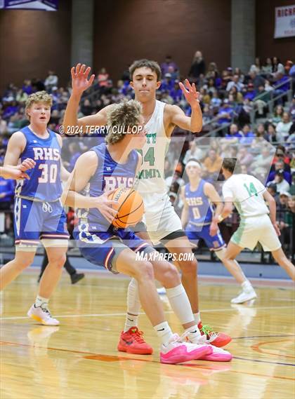 Thumbnail 2 in Richfield vs. South Summit (UHSAA 3A Semifinal) photogallery.