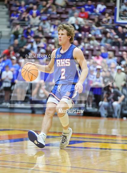 Thumbnail 3 in Richfield vs. South Summit (UHSAA 3A Semifinal) photogallery.