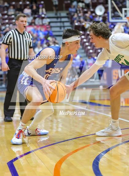Thumbnail 2 in Richfield vs. South Summit (UHSAA 3A Semifinal) photogallery.