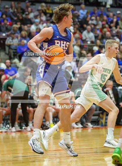 Thumbnail 2 in Richfield vs. South Summit (UHSAA 3A Semifinal) photogallery.