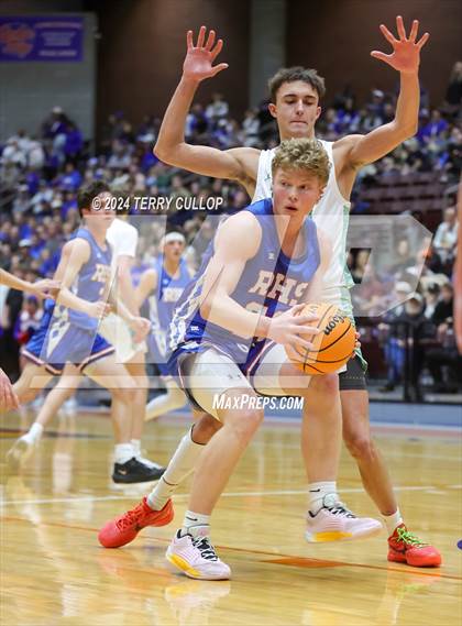 Thumbnail 1 in Richfield vs. South Summit (UHSAA 3A Semifinal) photogallery.