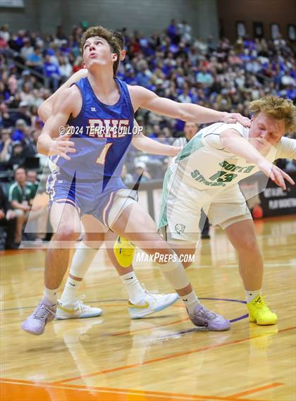 Thumbnail 1 in Richfield vs. South Summit (UHSAA 3A Semifinal) photogallery.