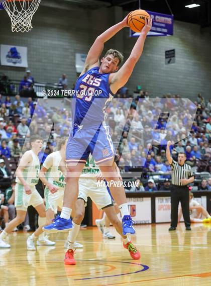 Thumbnail 2 in Richfield vs. South Summit (UHSAA 3A Semifinal) photogallery.