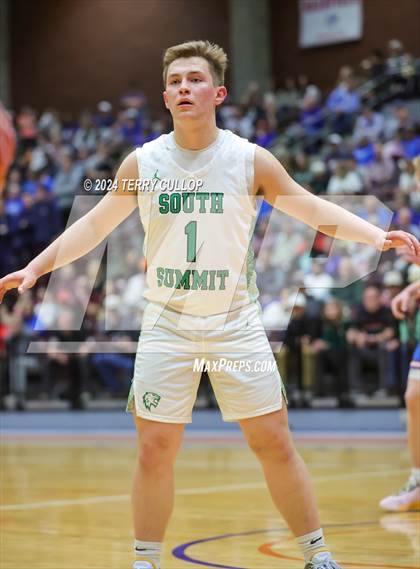 Thumbnail 2 in Richfield vs. South Summit (UHSAA 3A Semifinal) photogallery.