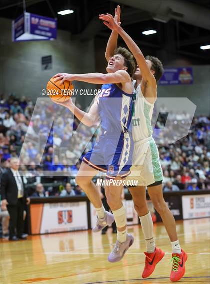 Thumbnail 1 in Richfield vs. South Summit (UHSAA 3A Semifinal) photogallery.