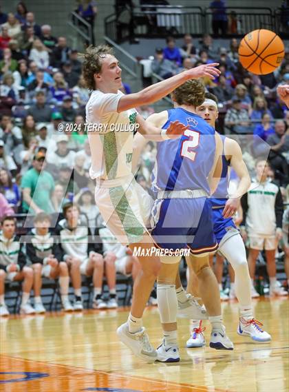 Thumbnail 3 in Richfield vs. South Summit (UHSAA 3A Semifinal) photogallery.