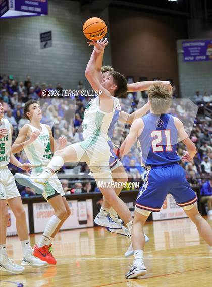 Thumbnail 3 in Richfield vs. South Summit (UHSAA 3A Semifinal) photogallery.