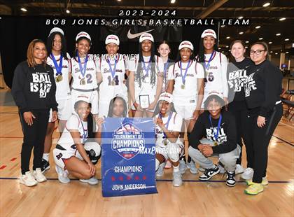 Thumbnail 2 in Mullen vs. Bob Jones (Nike Tournament of Champions) photogallery.
