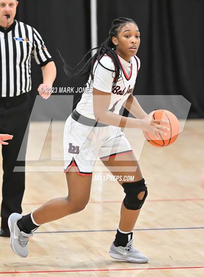 Thumbnail 1 in Mullen vs. Bob Jones (Nike Tournament of Champions) photogallery.