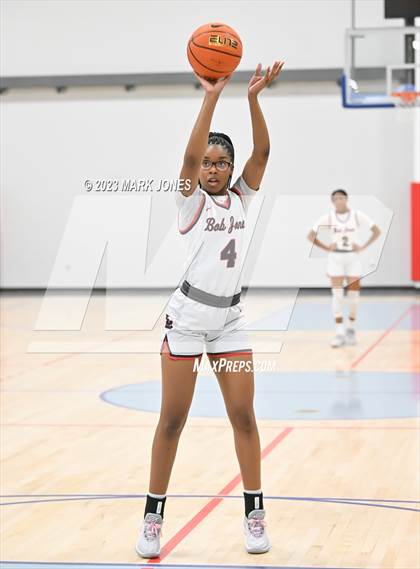 Thumbnail 2 in Mullen vs. Bob Jones (Nike Tournament of Champions) photogallery.