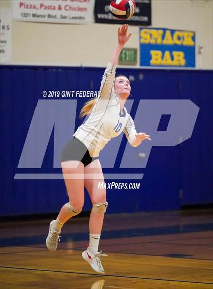 Thumbnail 1 in Campolindo @ Foothill photogallery.