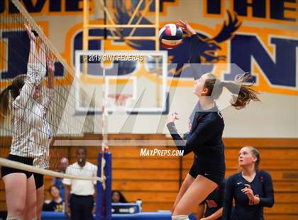 Thumbnail 1 in Campolindo @ Foothill photogallery.