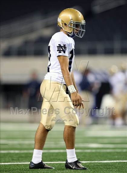 Thumbnail 1 in Klein Oak vs. Notre Dame (Kirk Herbstreit Varsity Football Classic) photogallery.