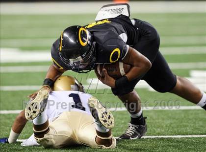 Thumbnail 2 in Klein Oak vs. Notre Dame (Kirk Herbstreit Varsity Football Classic) photogallery.