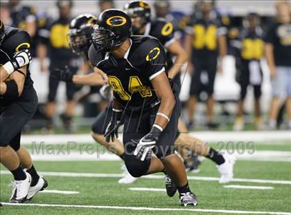 Thumbnail 1 in Klein Oak vs. Notre Dame (Kirk Herbstreit Varsity Football Classic) photogallery.