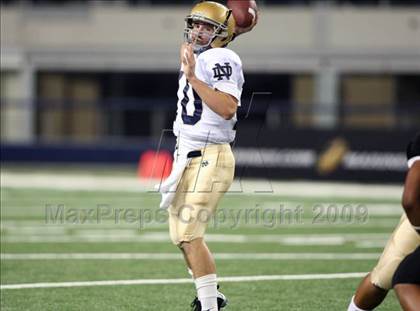 Thumbnail 3 in Klein Oak vs. Notre Dame (Kirk Herbstreit Varsity Football Classic) photogallery.