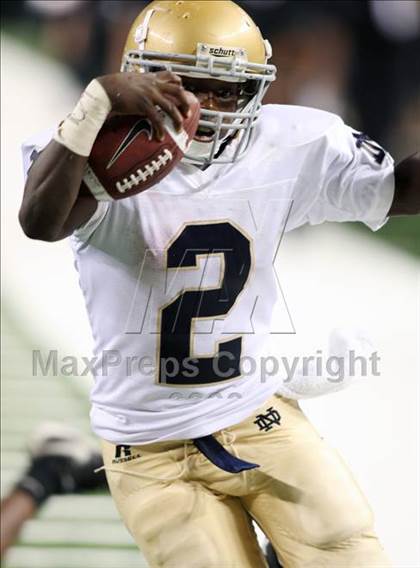 Thumbnail 3 in Klein Oak vs. Notre Dame (Kirk Herbstreit Varsity Football Classic) photogallery.