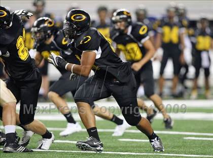Thumbnail 3 in Klein Oak vs. Notre Dame (Kirk Herbstreit Varsity Football Classic) photogallery.