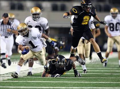 Thumbnail 1 in Klein Oak vs. Notre Dame (Kirk Herbstreit Varsity Football Classic) photogallery.