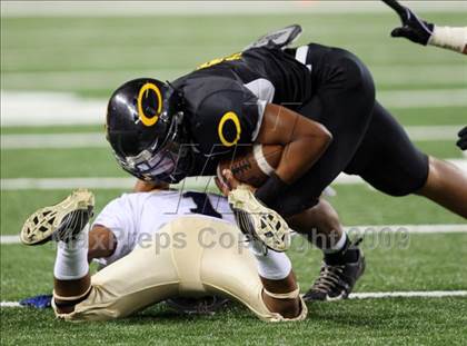 Thumbnail 3 in Klein Oak vs. Notre Dame (Kirk Herbstreit Varsity Football Classic) photogallery.