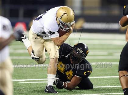 Thumbnail 3 in Klein Oak vs. Notre Dame (Kirk Herbstreit Varsity Football Classic) photogallery.