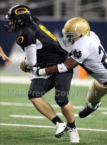 Thumbnail 1 in Klein Oak vs. Notre Dame (Kirk Herbstreit Varsity Football Classic) photogallery.