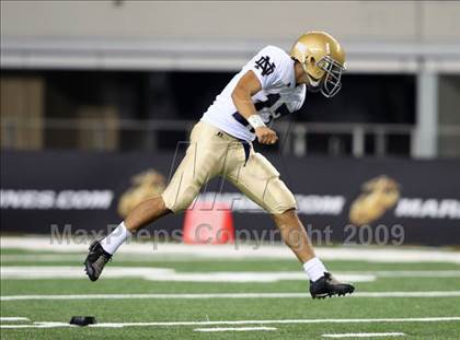Thumbnail 3 in Klein Oak vs. Notre Dame (Kirk Herbstreit Varsity Football Classic) photogallery.