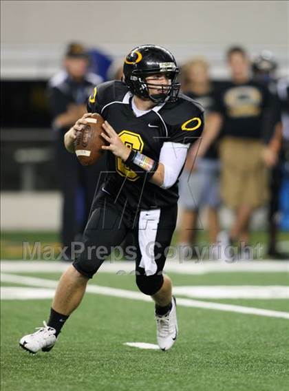 Thumbnail 2 in Klein Oak vs. Notre Dame (Kirk Herbstreit Varsity Football Classic) photogallery.
