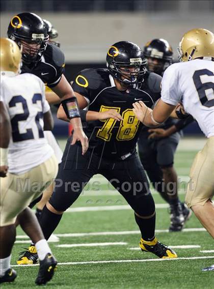 Thumbnail 2 in Klein Oak vs. Notre Dame (Kirk Herbstreit Varsity Football Classic) photogallery.