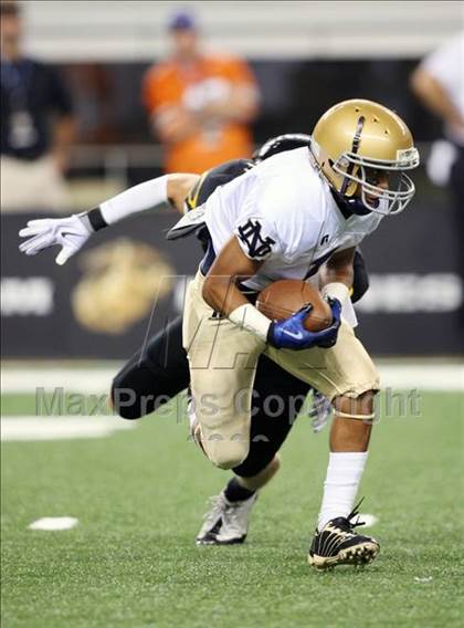 Thumbnail 2 in Klein Oak vs. Notre Dame (Kirk Herbstreit Varsity Football Classic) photogallery.