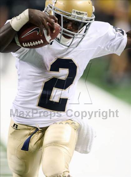 Thumbnail 1 in Klein Oak vs. Notre Dame (Kirk Herbstreit Varsity Football Classic) photogallery.
