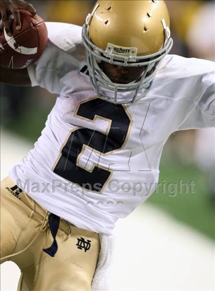 Thumbnail 3 in Klein Oak vs. Notre Dame (Kirk Herbstreit Varsity Football Classic) photogallery.
