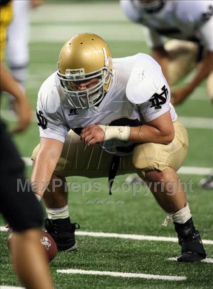 Thumbnail 2 in Klein Oak vs. Notre Dame (Kirk Herbstreit Varsity Football Classic) photogallery.