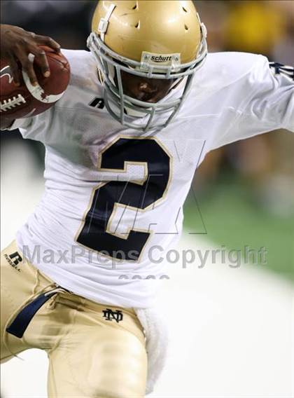 Thumbnail 2 in Klein Oak vs. Notre Dame (Kirk Herbstreit Varsity Football Classic) photogallery.