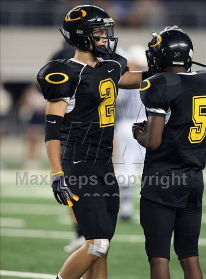 Thumbnail 1 in Klein Oak vs. Notre Dame (Kirk Herbstreit Varsity Football Classic) photogallery.