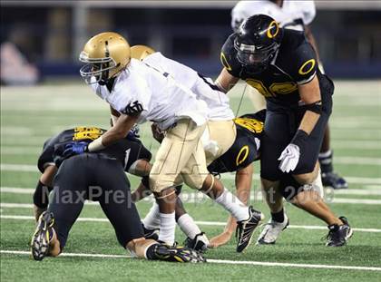 Thumbnail 1 in Klein Oak vs. Notre Dame (Kirk Herbstreit Varsity Football Classic) photogallery.