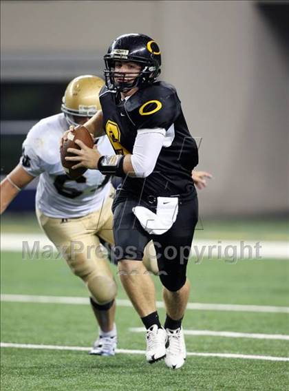 Thumbnail 1 in Klein Oak vs. Notre Dame (Kirk Herbstreit Varsity Football Classic) photogallery.