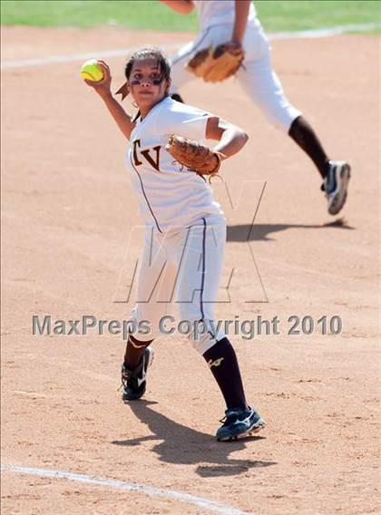 Thumbnail 1 in Temecula Valley vs. Upland (CIF SS D2 Final) photogallery.